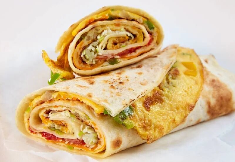 Freshly Made Ugandan Rolex Street Food (Nawojolo)