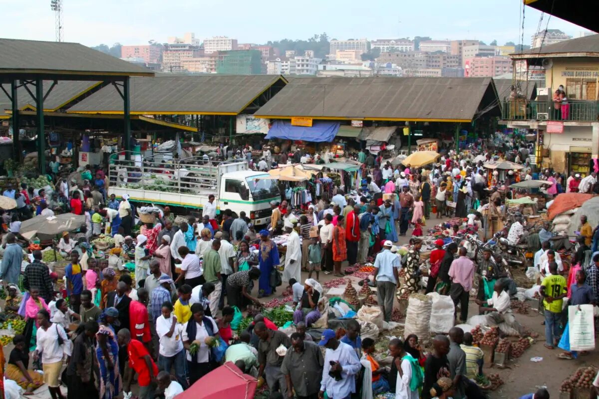 Experiential Owino Market Walking Tour