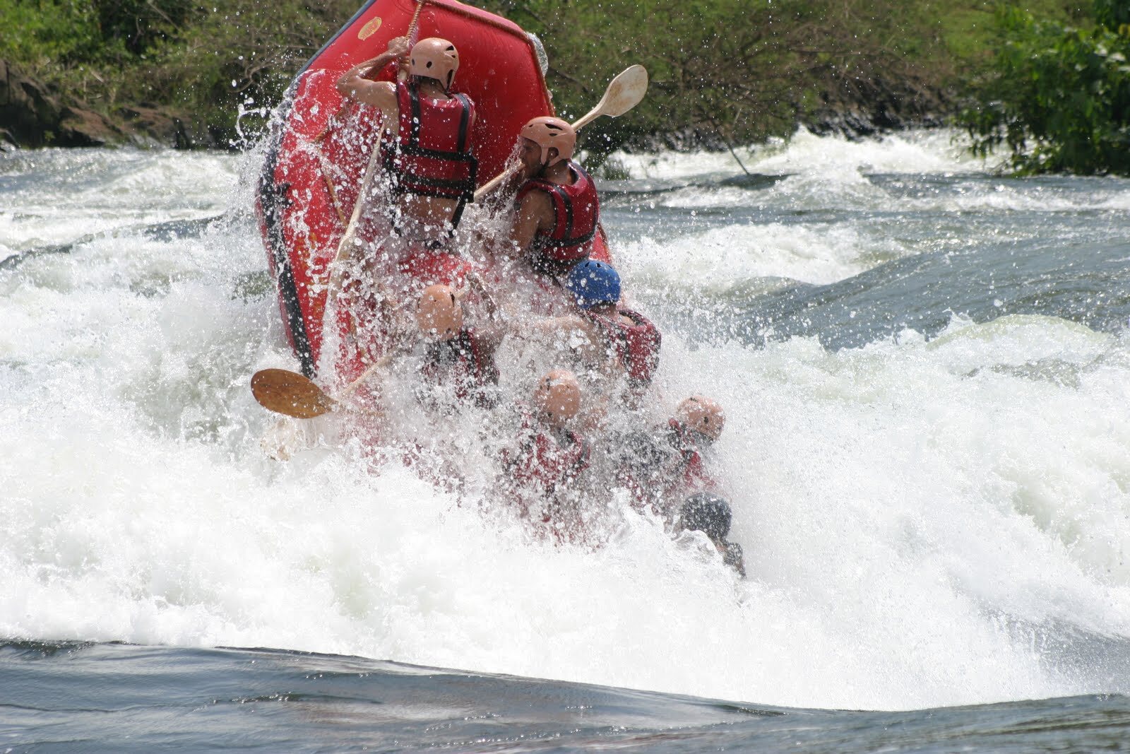 Extreme Rapids White Water Rafting in Jinja